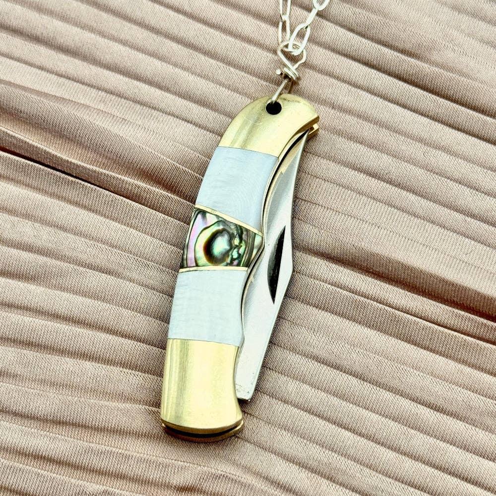 Handmade Salt Water Necklace - MST GoodsFluff Hardware