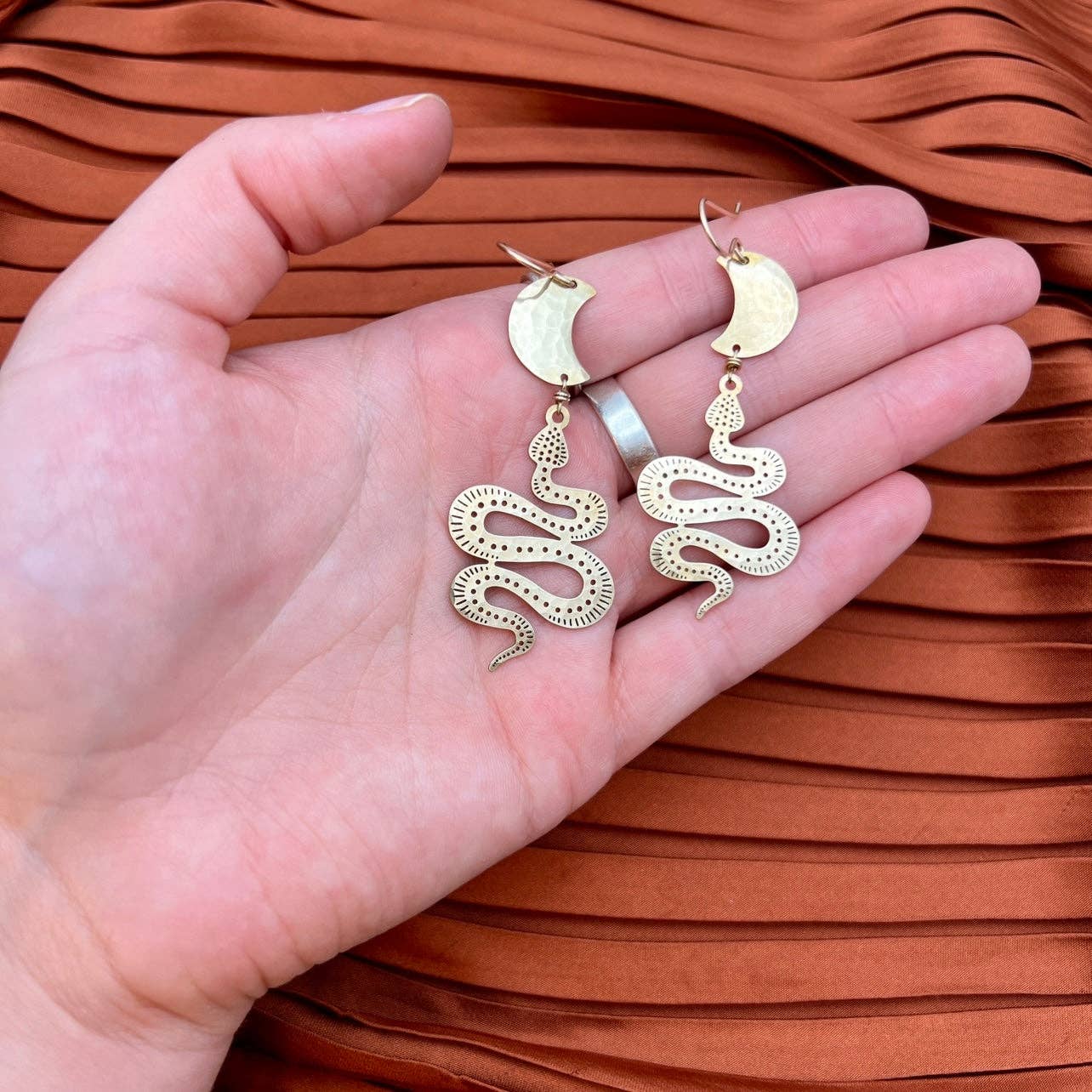 Handmade Serpentine Earrings - MST GoodsFluff Hardware