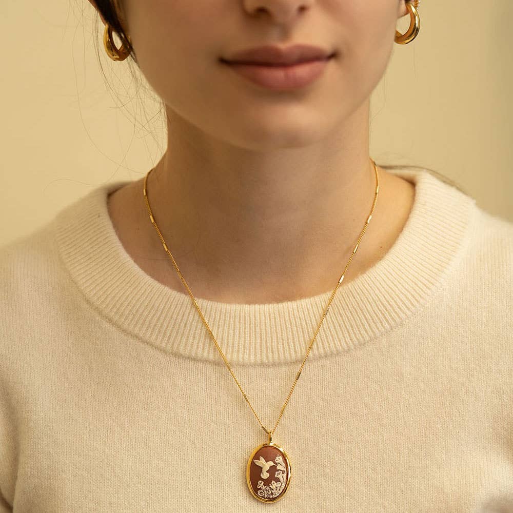 Hummingbird Vintage Cameo Necklace - MST GoodsAmano Studio