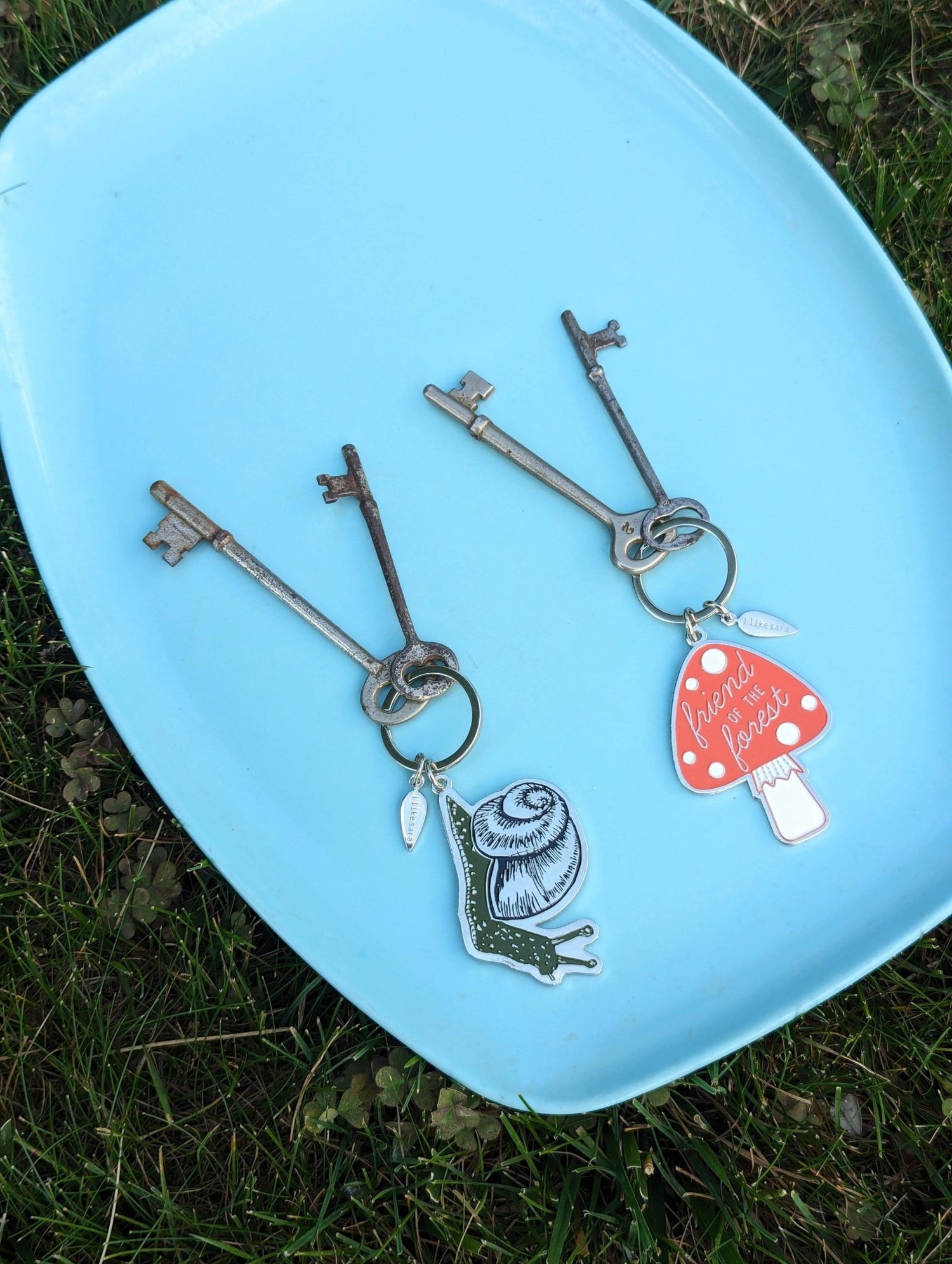 Keychain | friend of the forest mushroom - MST Goodsilikesara | art + goods