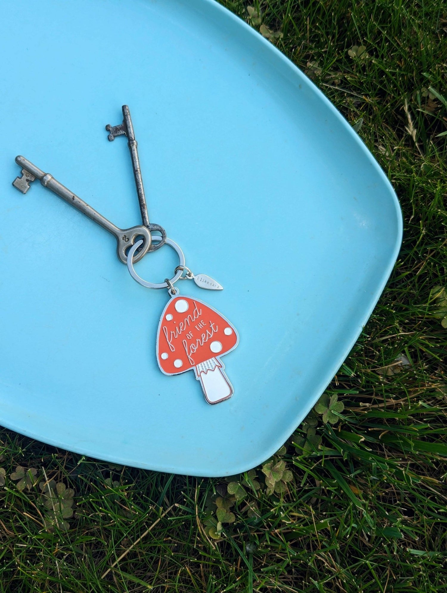 Keychain | friend of the forest mushroom - MST Goodsilikesara | art + goods