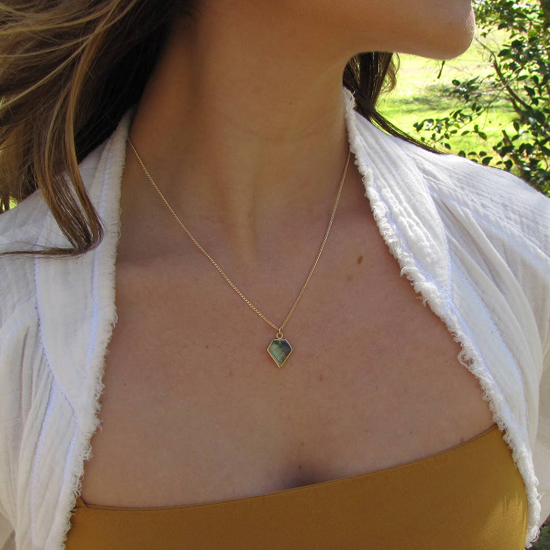 Labradorite Pentagon Necklace - MST GoodsOrnamental Things