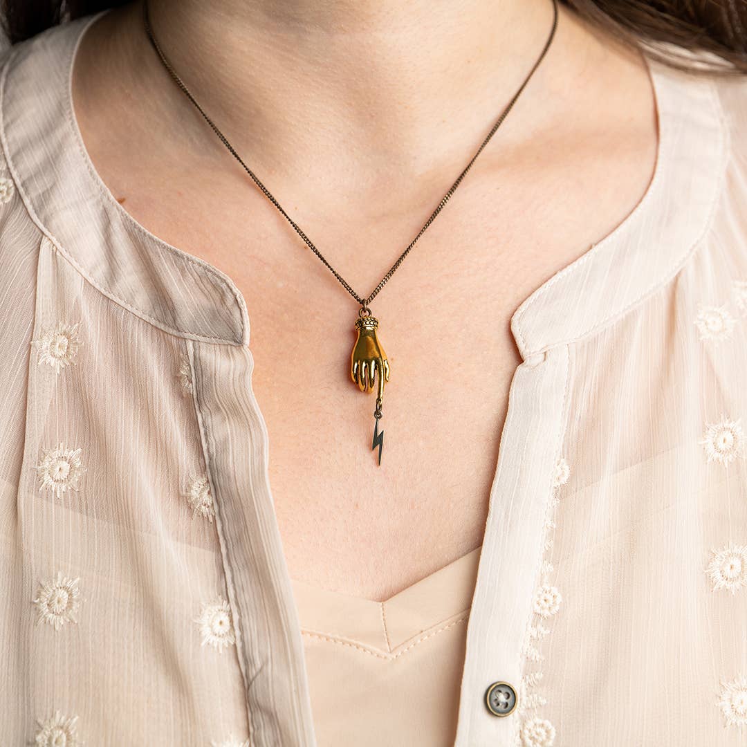 Magicians Hand Necklace - MST GoodsOrnamental Things