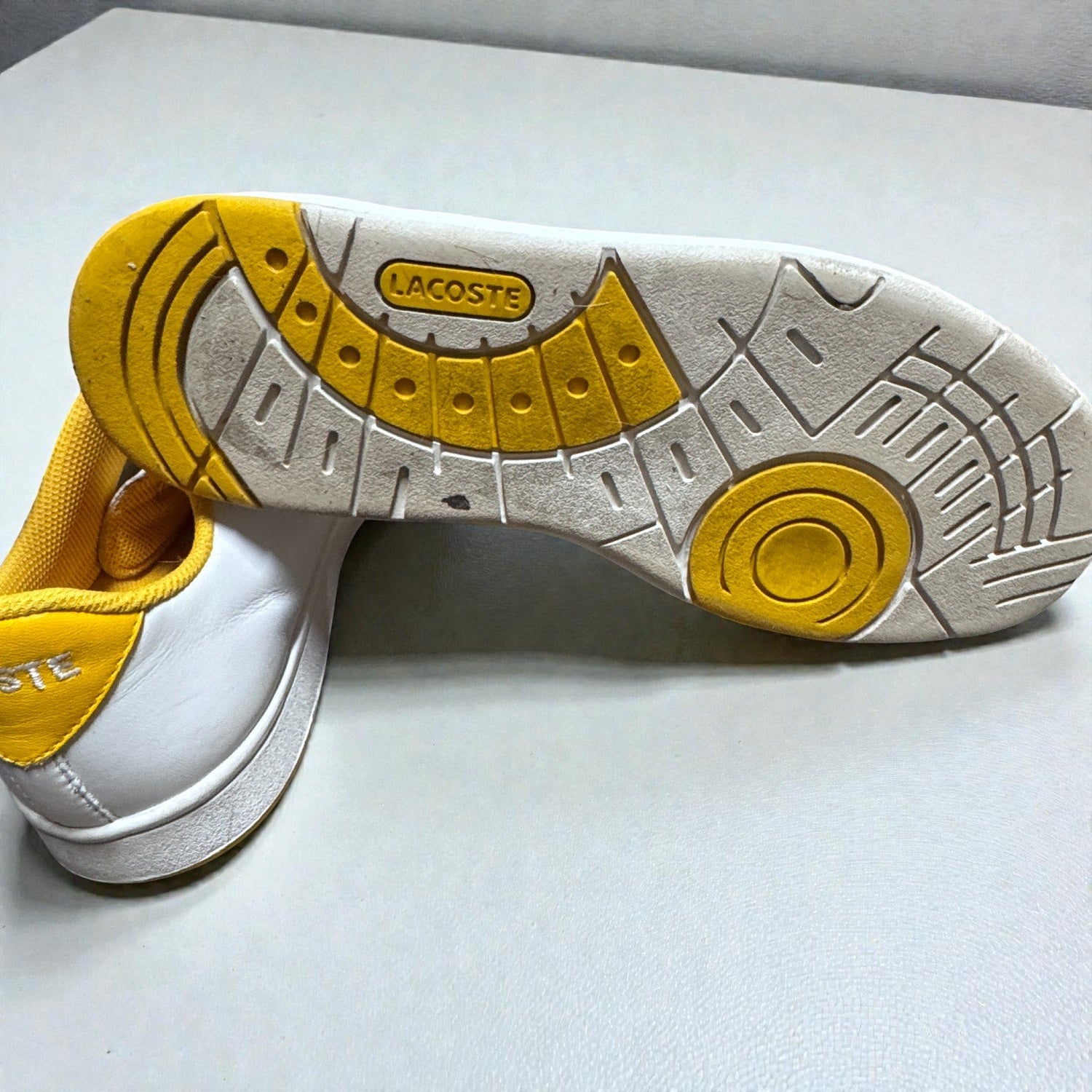 Men's Slider Sneakers Lacoste White Yellow 8.5 Green Trainers - MST GoodsLacoste