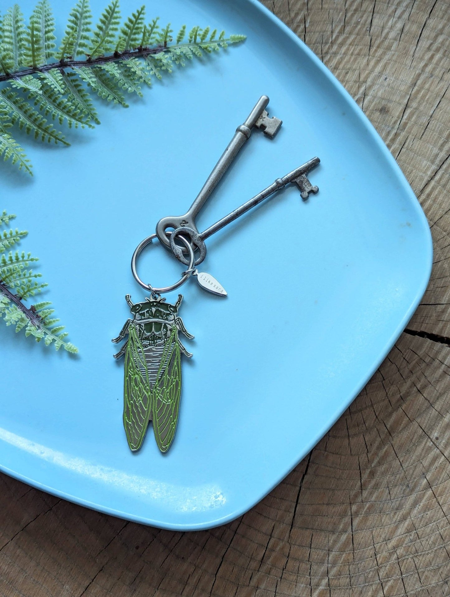Metal enamel keychain / purse charm | cicada - MST Goodsilikesara | art + goods
