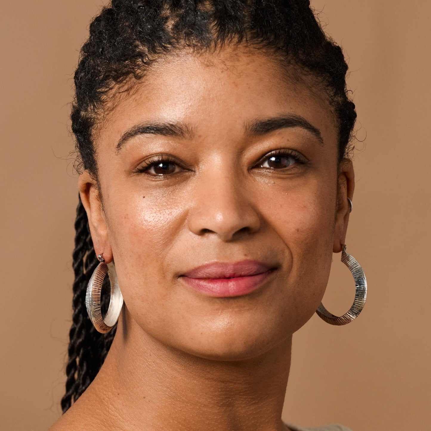 Mira Etched Hoop Earrings - MST GoodsTen Thousand Villages
