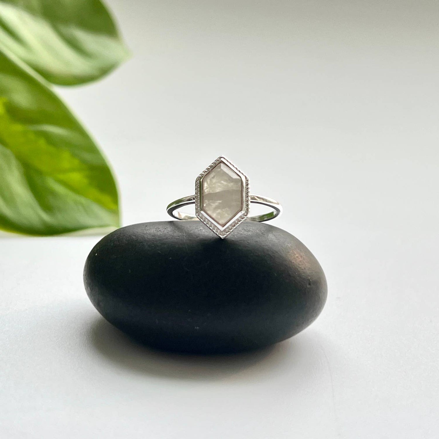 Sterling Silver Moonstone Solitaire Ring - SR122 - MST GoodsBaizaar