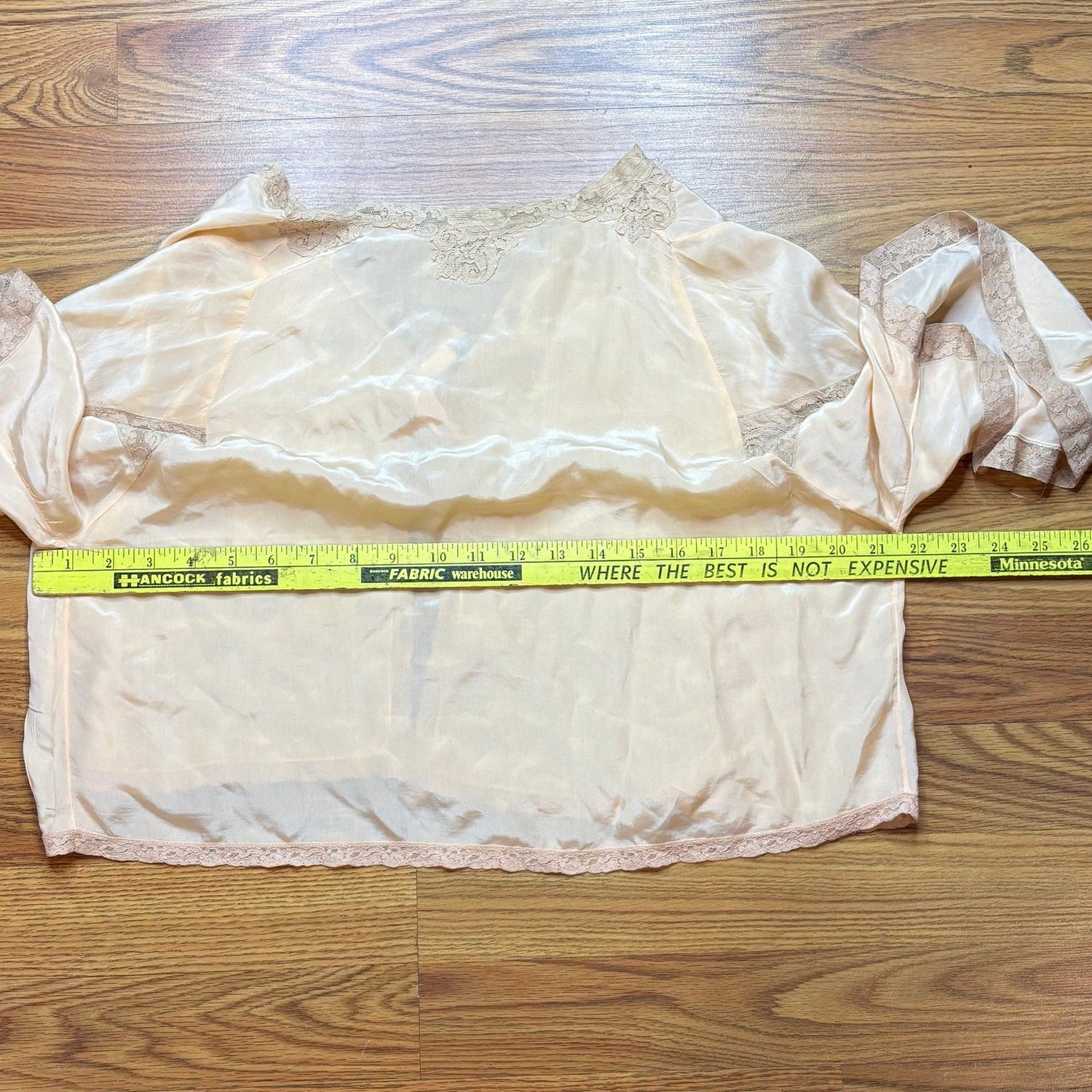 Vintage 1930s Bed Jacket Silk Blush L Lace Peignoir Robe Coquette Boudoir - MST GoodsHandmade