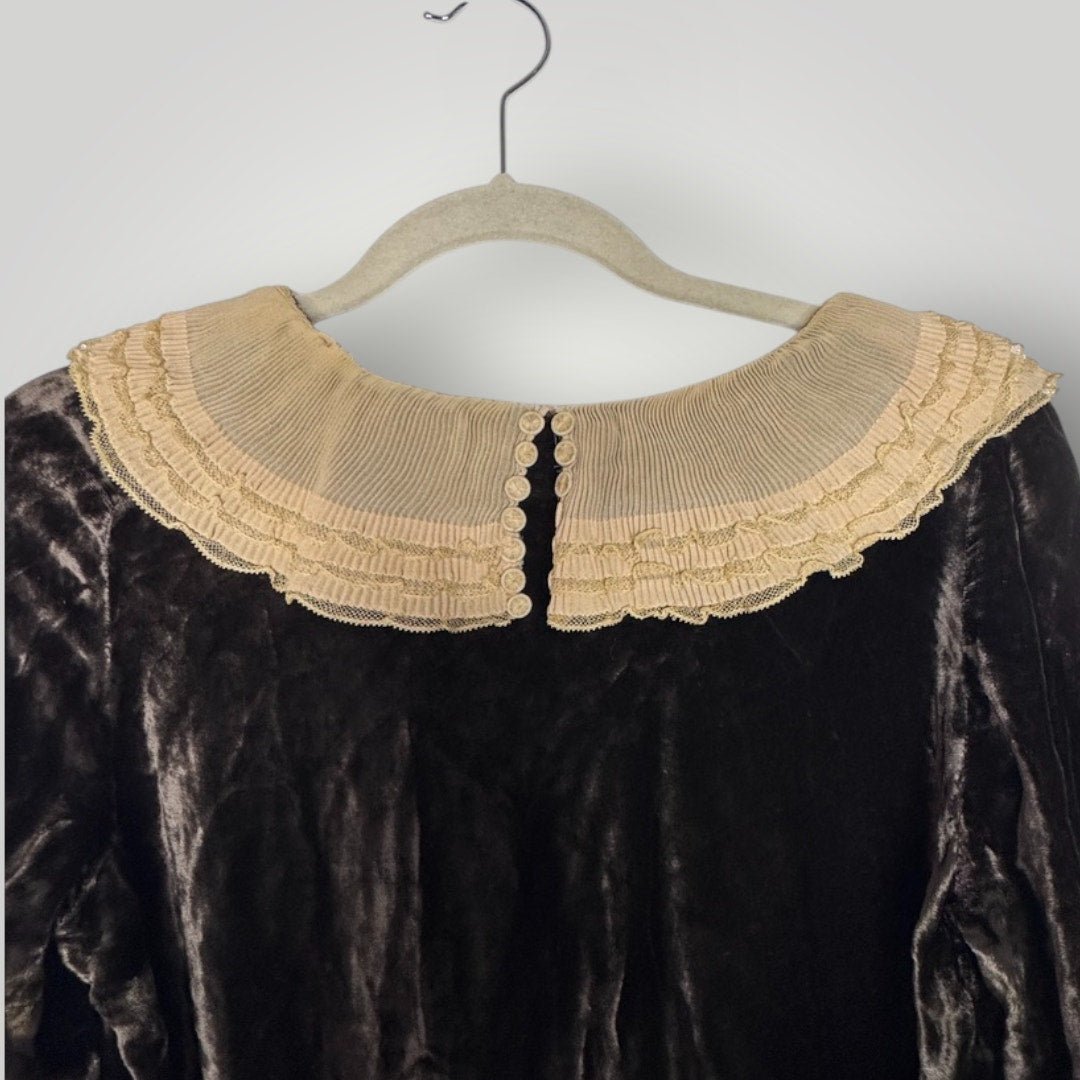 Vintage 1930s Dress Brown Velvet Belted Rhinestone Clasp Lace Collar S/M - MST GoodsHandmade