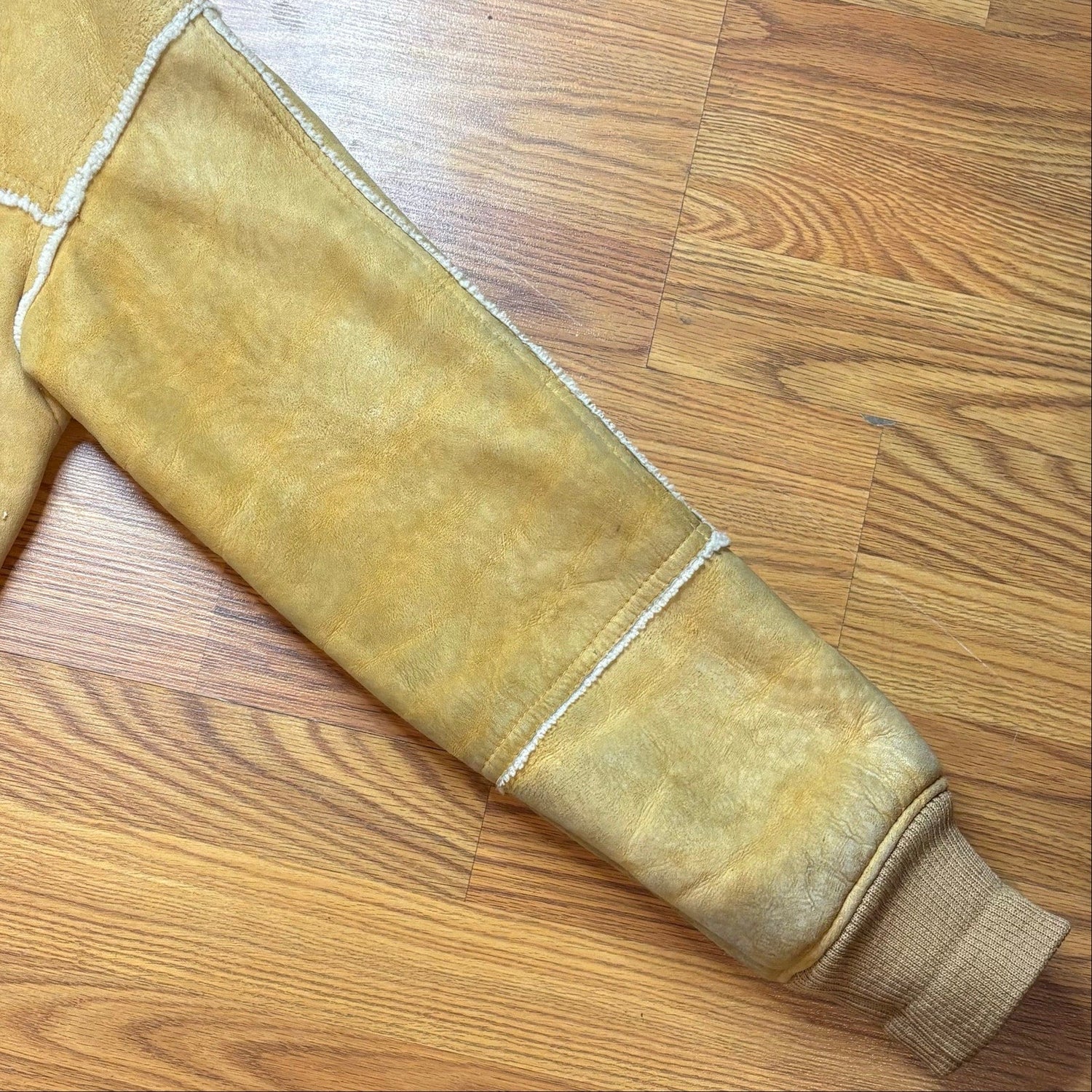 Vintage 1980s Suede Shearling Sheepskin Jacket Mens Large Tan Western Bomber - MST GoodsVintage