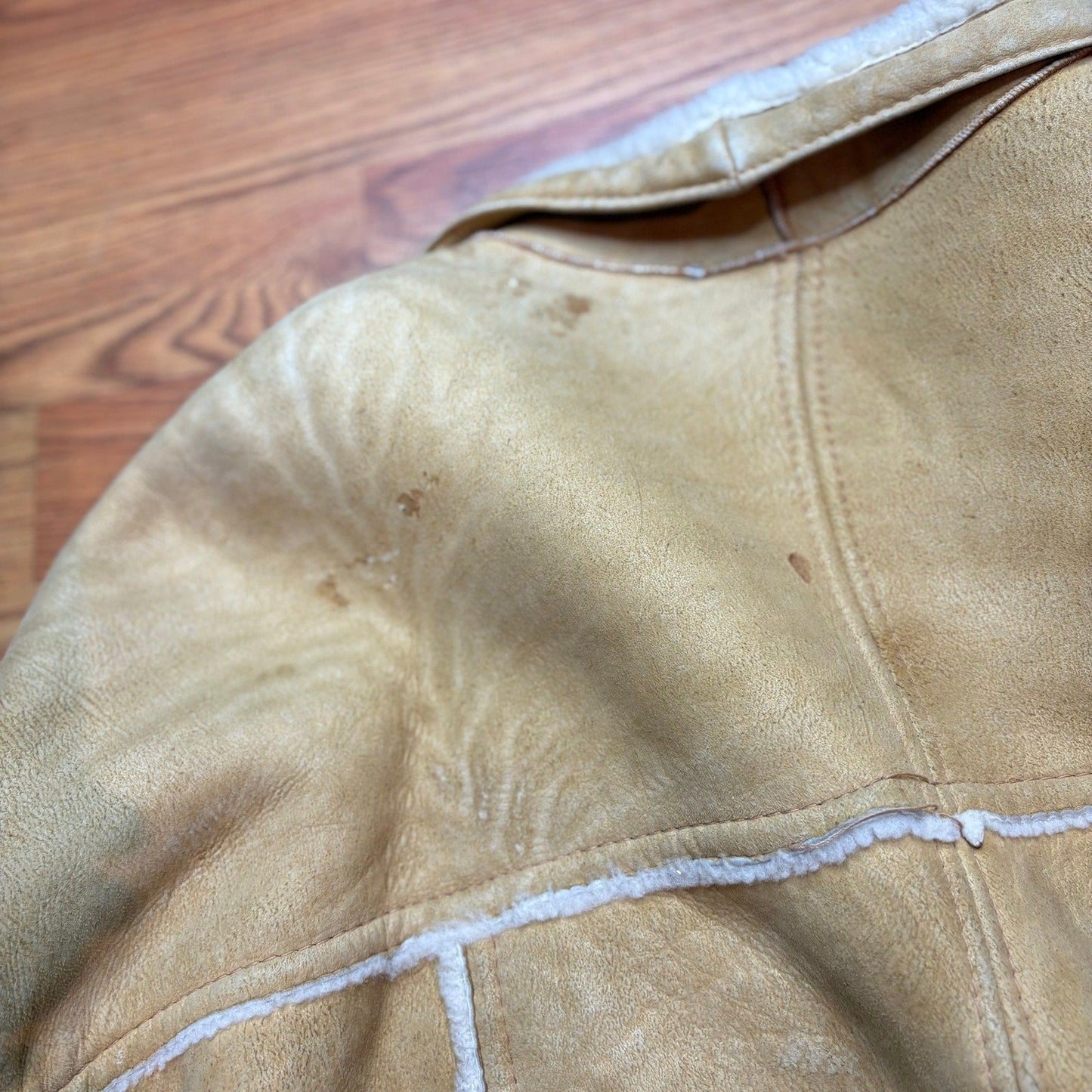 Vintage 1980s Suede Shearling Sheepskin Jacket Mens Large Tan Western Bomber - MST GoodsVintage
