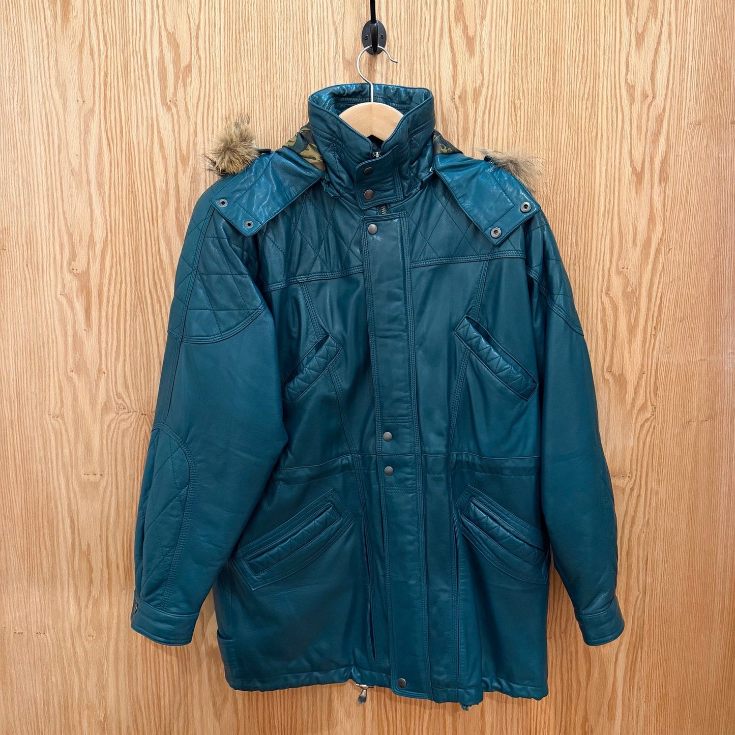Vintage 1990 Saxony Parka Hooded Fur Lined Teal Green Leather L Men's Long - MST Goodssaxony