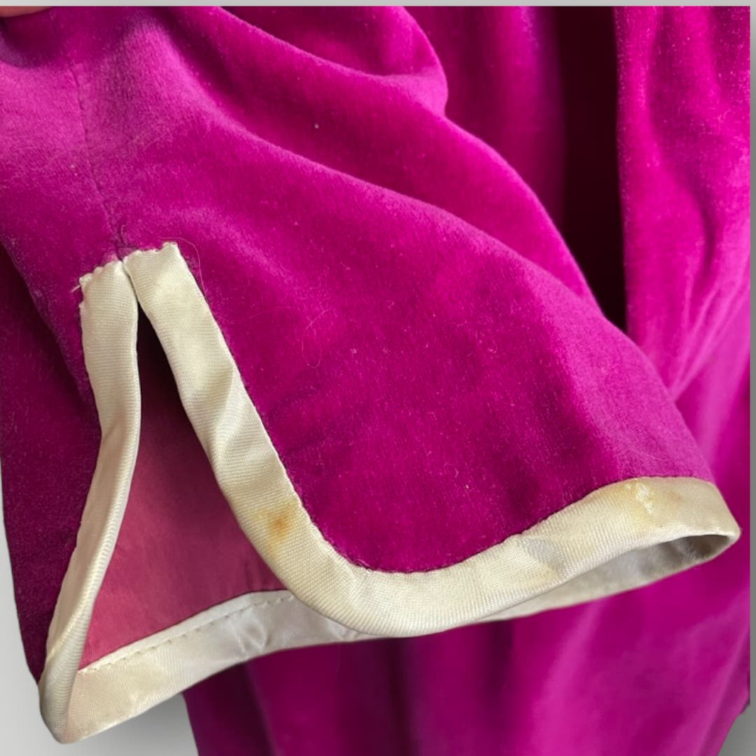 Vintage Dress I. Magnin by Dynasty Magenta Velvet Dress Robe Silk Lined Medium J - MST GoodsI. Magnin