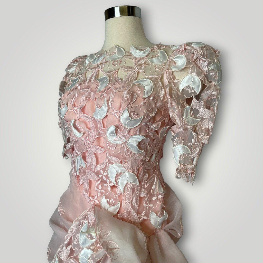 Vintage Gown 1980s 3D Floral Cutout Embroidered Pink USA Union Puffed Sleeve D1 - MST GoodsVintage