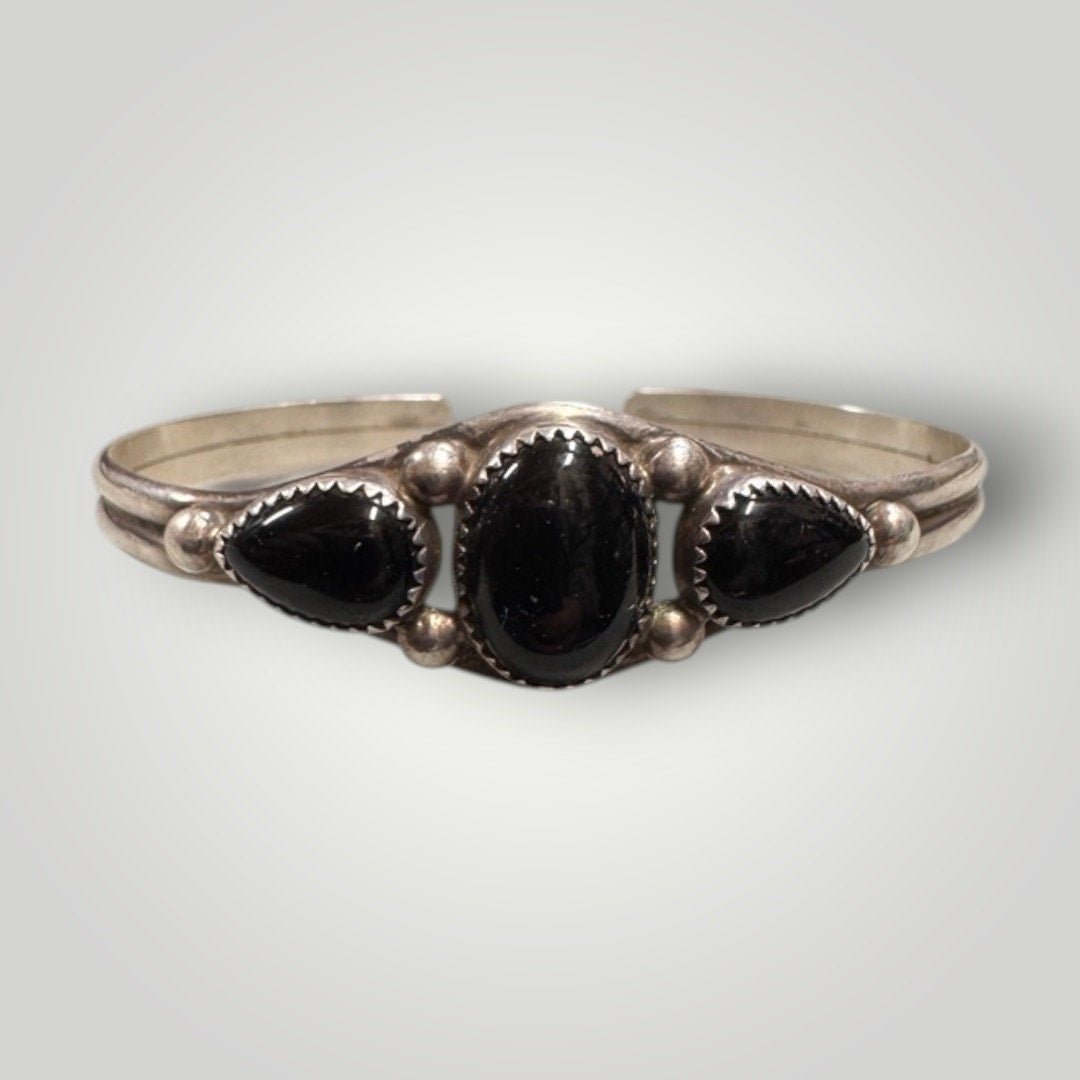 Vintage Native Sterling Onyx Cuff Bracelet Signed Pat Yazzie - MST GoodsPat Yazzie