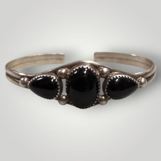 Vintage Native Sterling Onyx Cuff Bracelet Signed Pat Yazzie - MST GoodsPat Yazzie