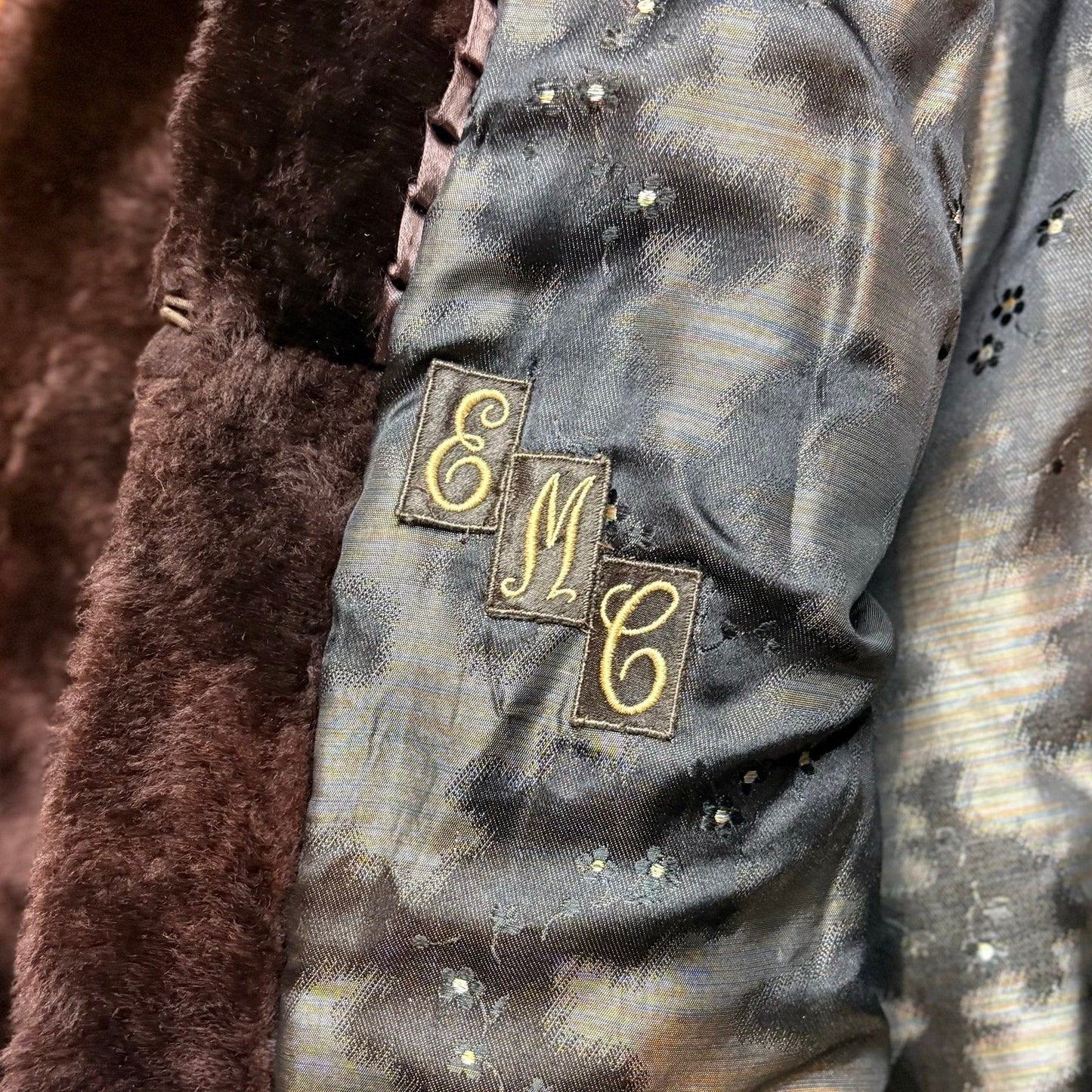 Vtg 1960s Lloyds Furs Denver Mouton Fur Coat Womens XL Brown Genuine Fur Long - MST GoodsVintage