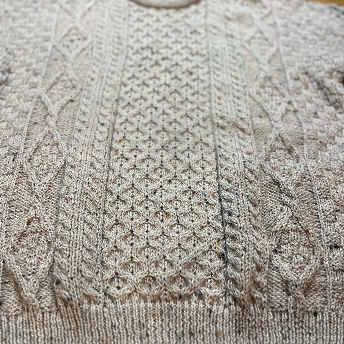 Vtg Aran Crafts Ireland Wool Fisherman Sweater Oatmeal Heather Speckle Men Lg - MST GoodsAran Crafts