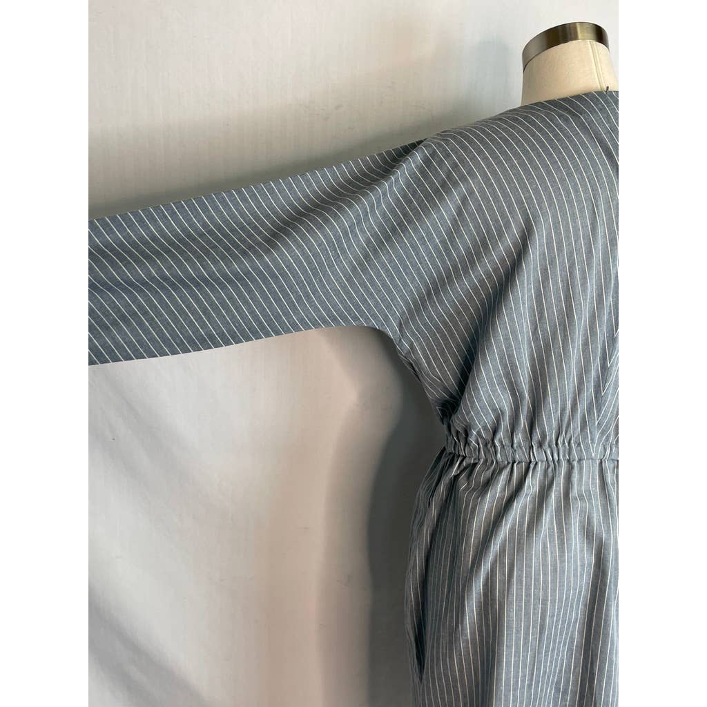 Vintage 1980s Handmade Blue Gray Pinstripe Dress Batwing Large Knee Length A1025