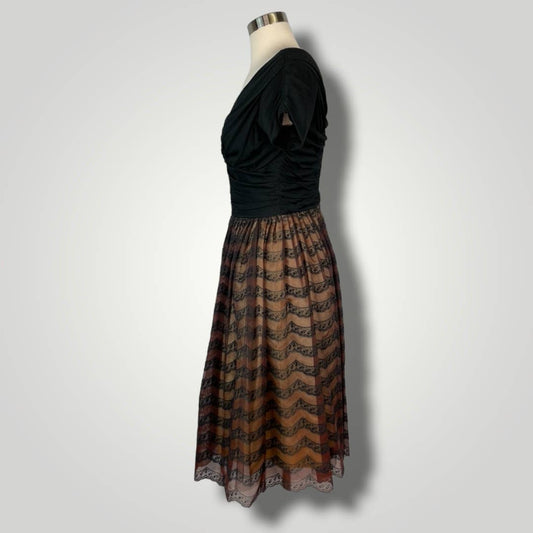 Vtg Vintage 1940s Naturally Natlynn Cocktail Dress Black Ruched V Neck and Back b116