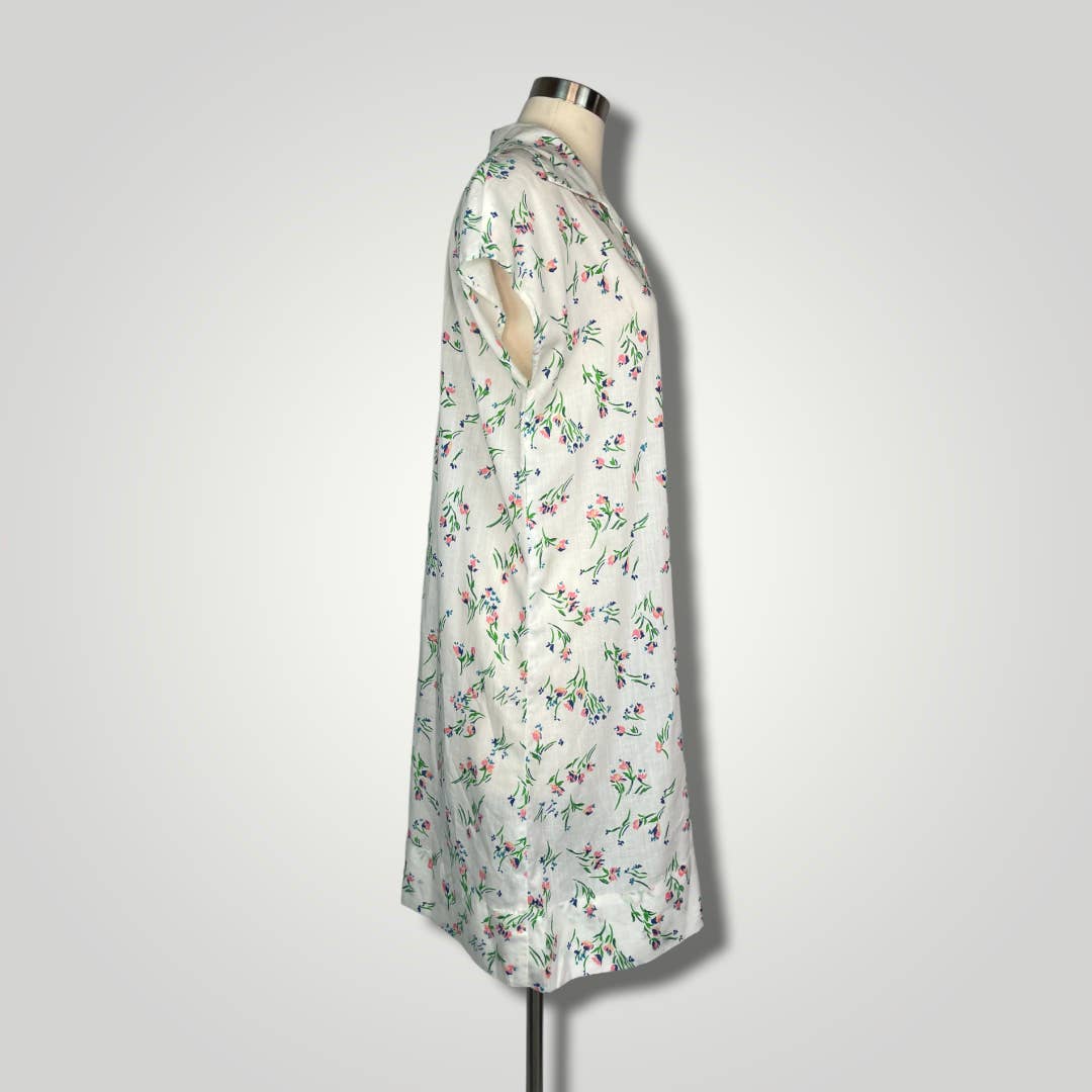 Vintage Handmade 1970s Dress White Floral Mini XL Spring Short Sleeve A1019