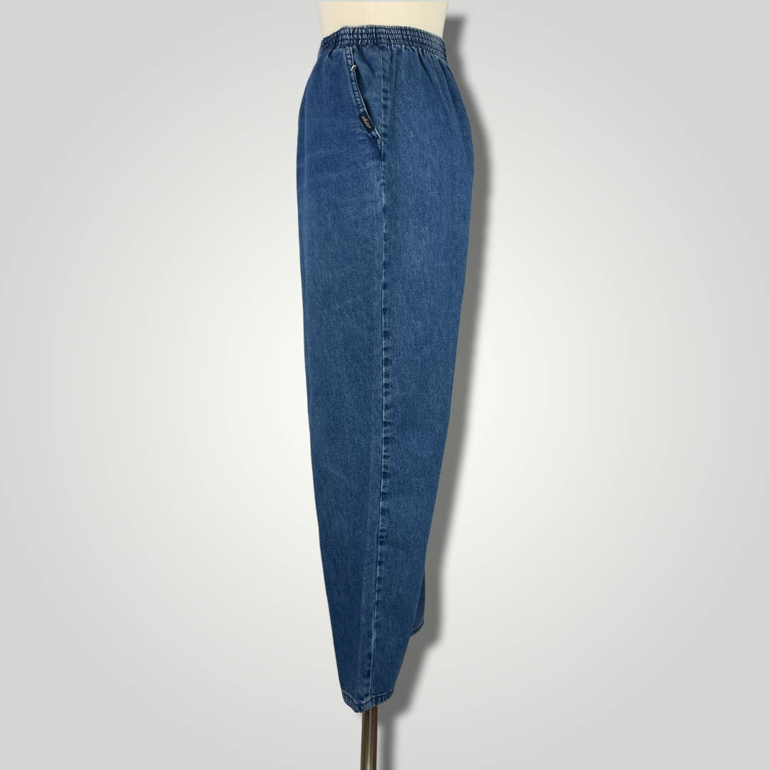 Vintage 1980s Chic Elastic Waist Denim Jeans Medium Wash Short Medium Lg FP1012