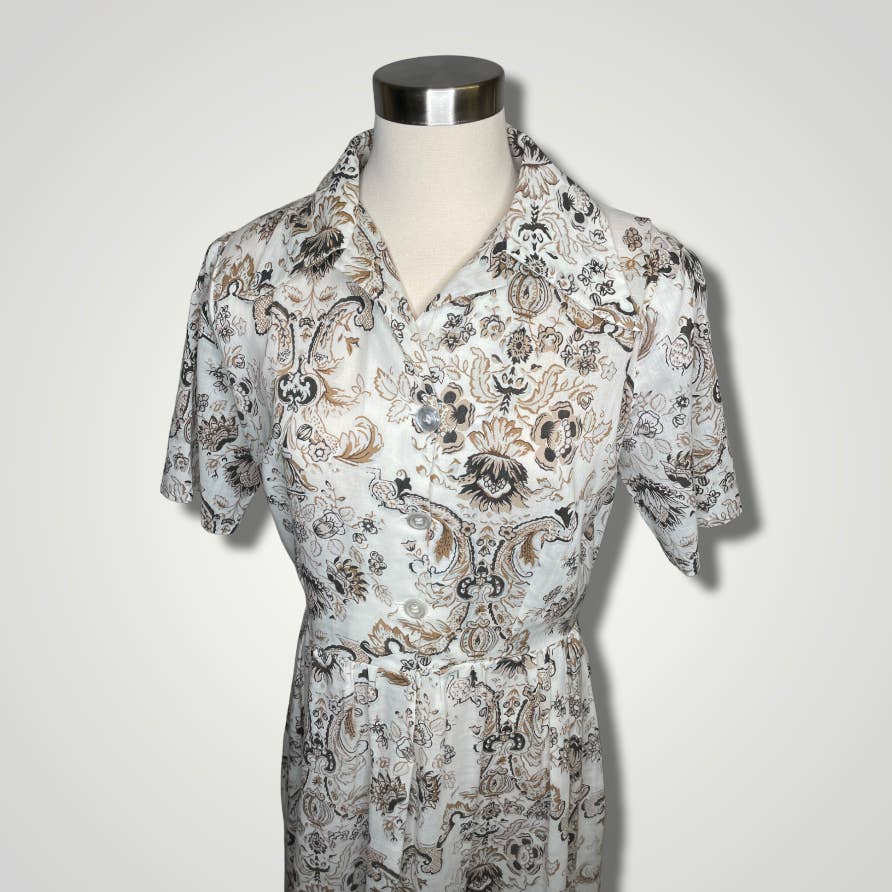 Vintage 1940s Shirt Dress Floral Short Sleeve Medium Cotton Handmade B136 - MST GoodsVintage