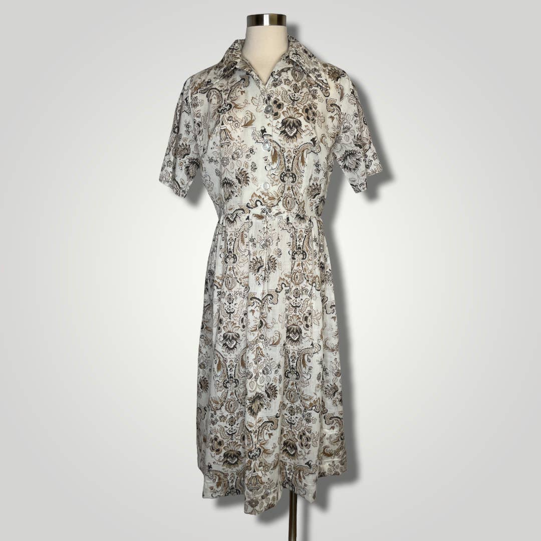 Vintage 1940s Shirt Dress Floral Short Sleeve Medium Cotton Handmade B136 - MST GoodsVintage
