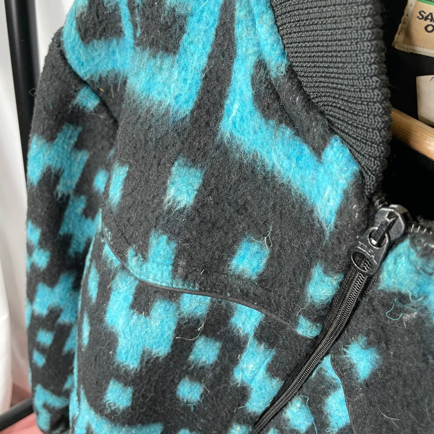 Vintage To Saddlesmith Outfitters Geometric Blue Black Wool Blend L R109 - MST GoodsVintage